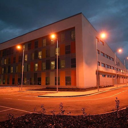 Ele Hotelandgo Arasur Miranda de Ebro Eksteriør billede
